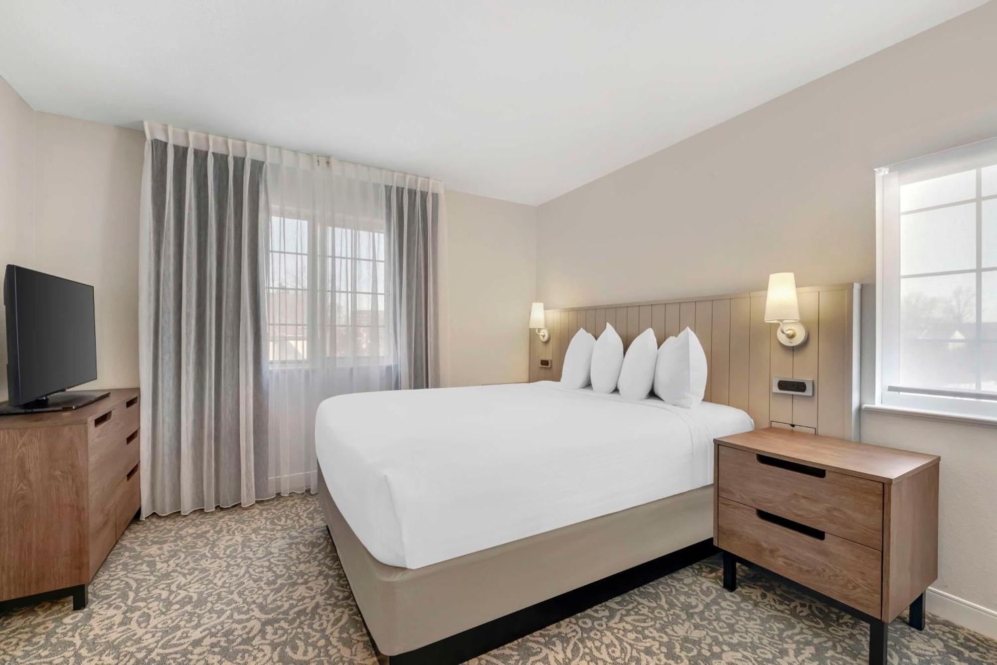 Sonesta Es Suites Dulles Airport Herndon Bagian luar foto